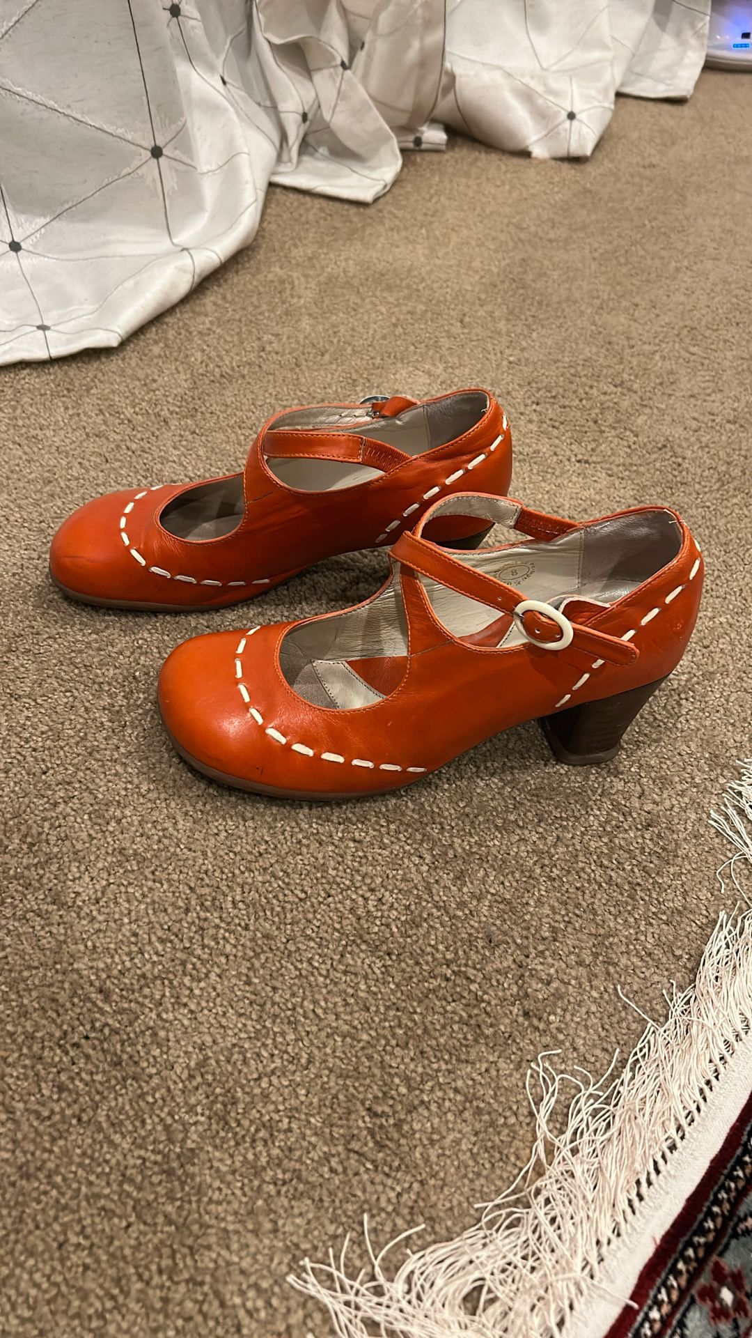 Fluevog - Mary Janes Sz 8