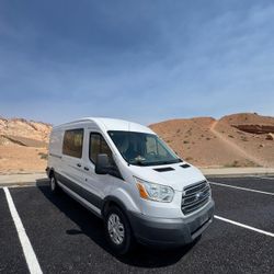 CAMPER VAN 