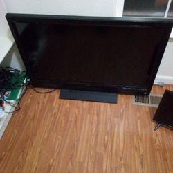 Large Vizio Tv