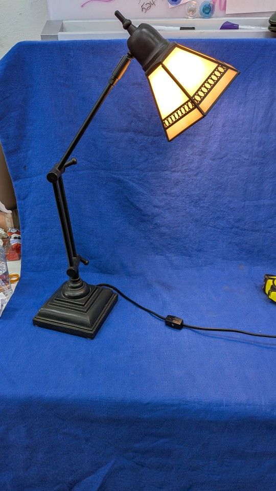 TIFFANY STYLE DESK LAMP