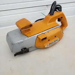 Black and Decker Deluxe Belt Sander 