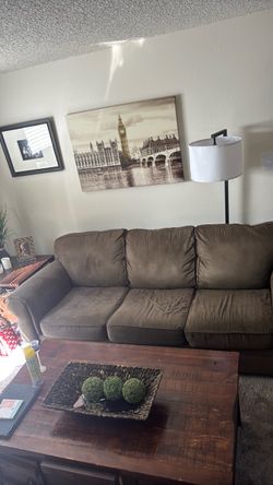 Sofa / Couch good condition