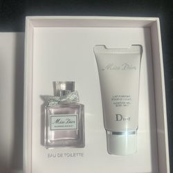 Miss Dior Blooming Bouquet Perfume Lotion Set 