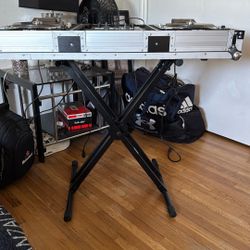 DJ Equipment 