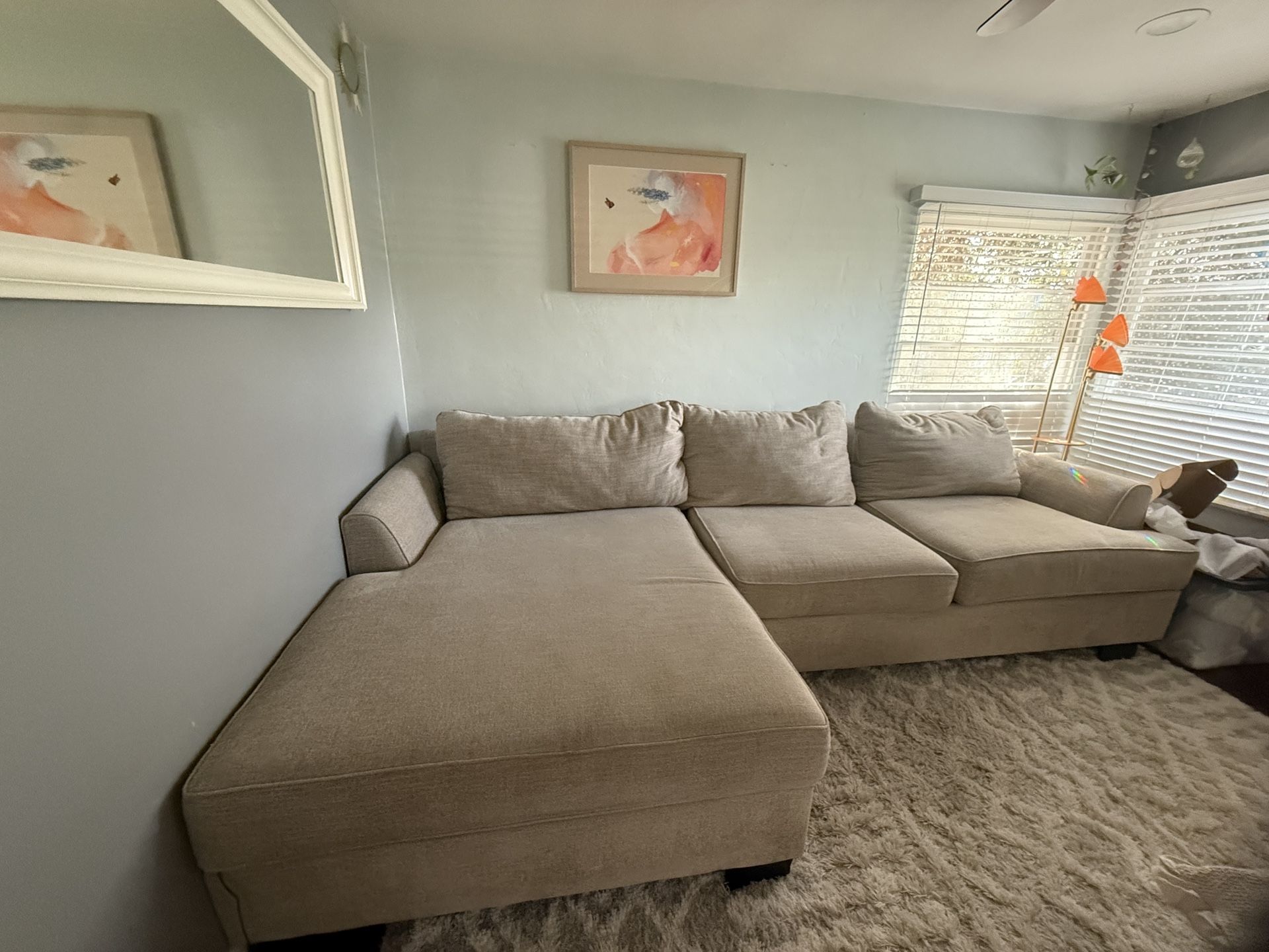 Left Facing Chase So Sofa