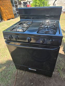Hotpoint stove