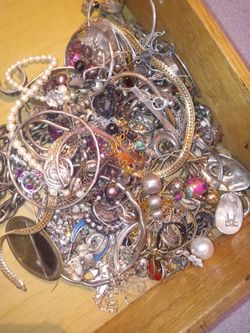 2lb Mystery Jewelry Bag
