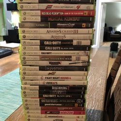 Xbox 360 & 30 Games w/controller