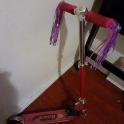 Pink And Purple Razor Scooter $18.00 Cash Only (Serious Buyers)