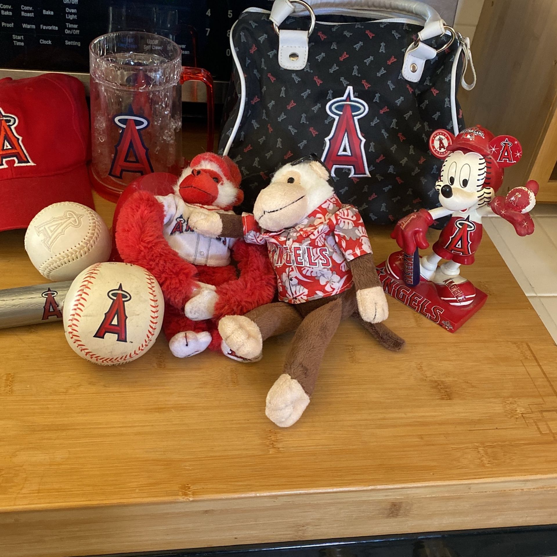 Angels Bag, Mickey Mouse, Bay, Hat, Cut And Rally Monkey