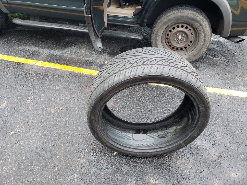 Brand new 305 30 24 tire for Sale in Orlando, FL - OfferUp