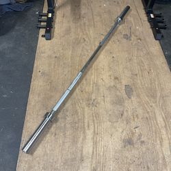 6’ 15k (33lbs) Olympic Barbell 