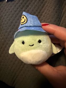 Squishville Turtle plushie with bucket hat, mini