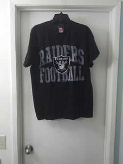 Raiders men's shirt size M