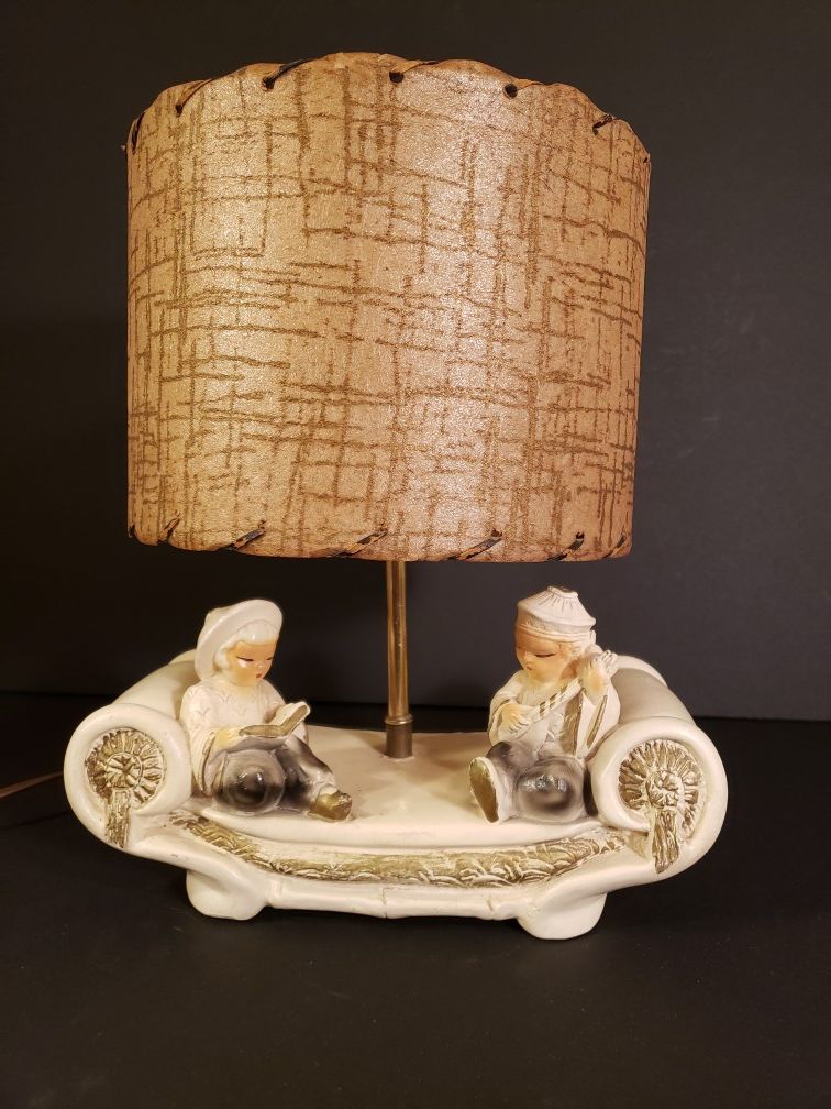 1950's Vintage Asian Lamp w/Fiberglass Shade