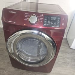  Samsung 7.5 Cu. Ft. Dryer with Steam Feature 