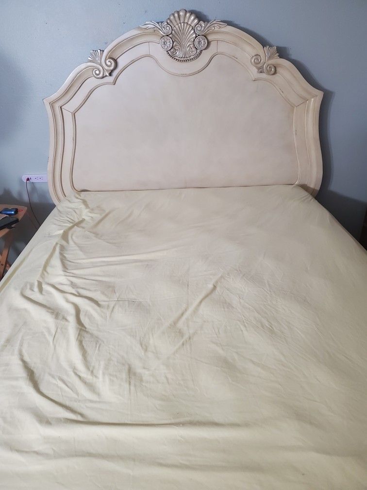 Queen Size Bed Can Deliver 