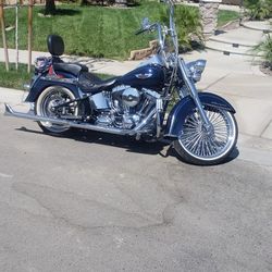 Harley Davidson Softail Deluxe  Nice 