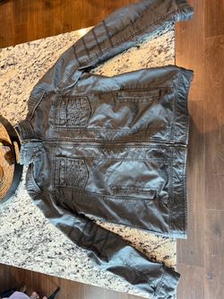 Buckle No. 48 Black Jacket – Men’s Large
