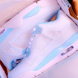 Nike Air Jordan 4s