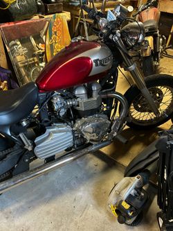 2002 Triumph Bonneville America 800