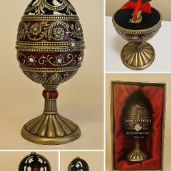 Jane Seymour St. Catherine's Court Musical Egg - Collectible in Box