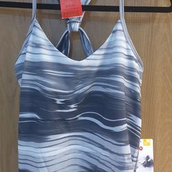Tanks NWT SZ M 10ea