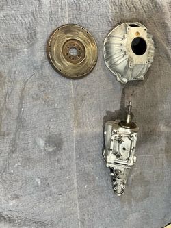 MUNCIE FOUR SPEED , (contact info removed) case m20 transmission . Big block or small Block Chevy
