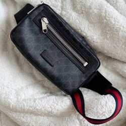 Gucci -  GG Black belt bag 