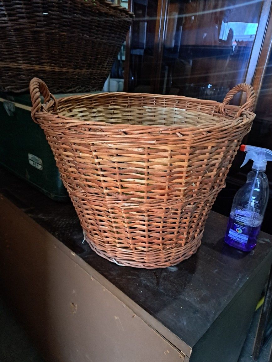 Large Basket 