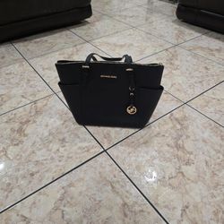 Michael  Kors Women Bag
