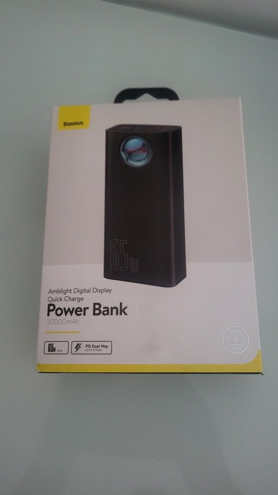 Baseaus 65 W Powerbank