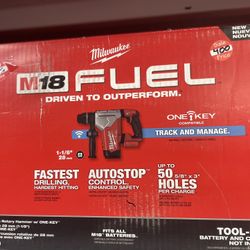 Milwaukee New 1 1/8” Rotary Hammer One Key - Tool Only