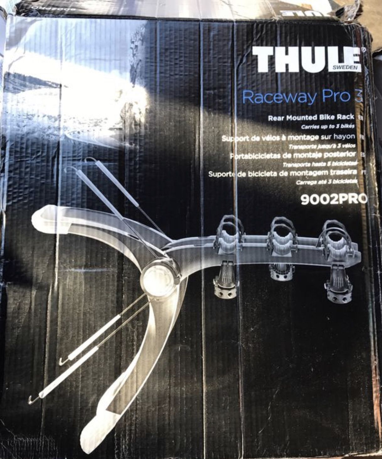 BRAND New never used Thule rack 3 bike 🚲