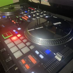 Rane One Bundle (DJ Controller + Pro X Case + Decksaver