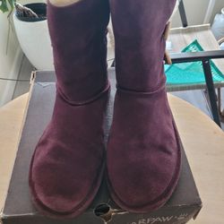 Bearpaw Good Condition Size 9 Winter Shoes
