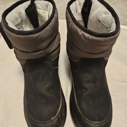 Uggs Snow Boots -boys