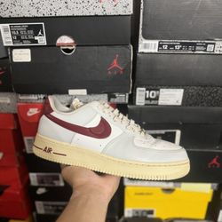 Nike Air Force 1 Low '07 SE Just Do It Photon Dust Team Red size 12W 10.5M USED But Clean