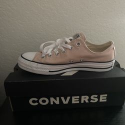 Low Top Converse 