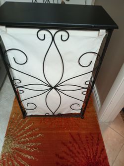 Unique Laundry Basket With Metal Stand And Removable Liner