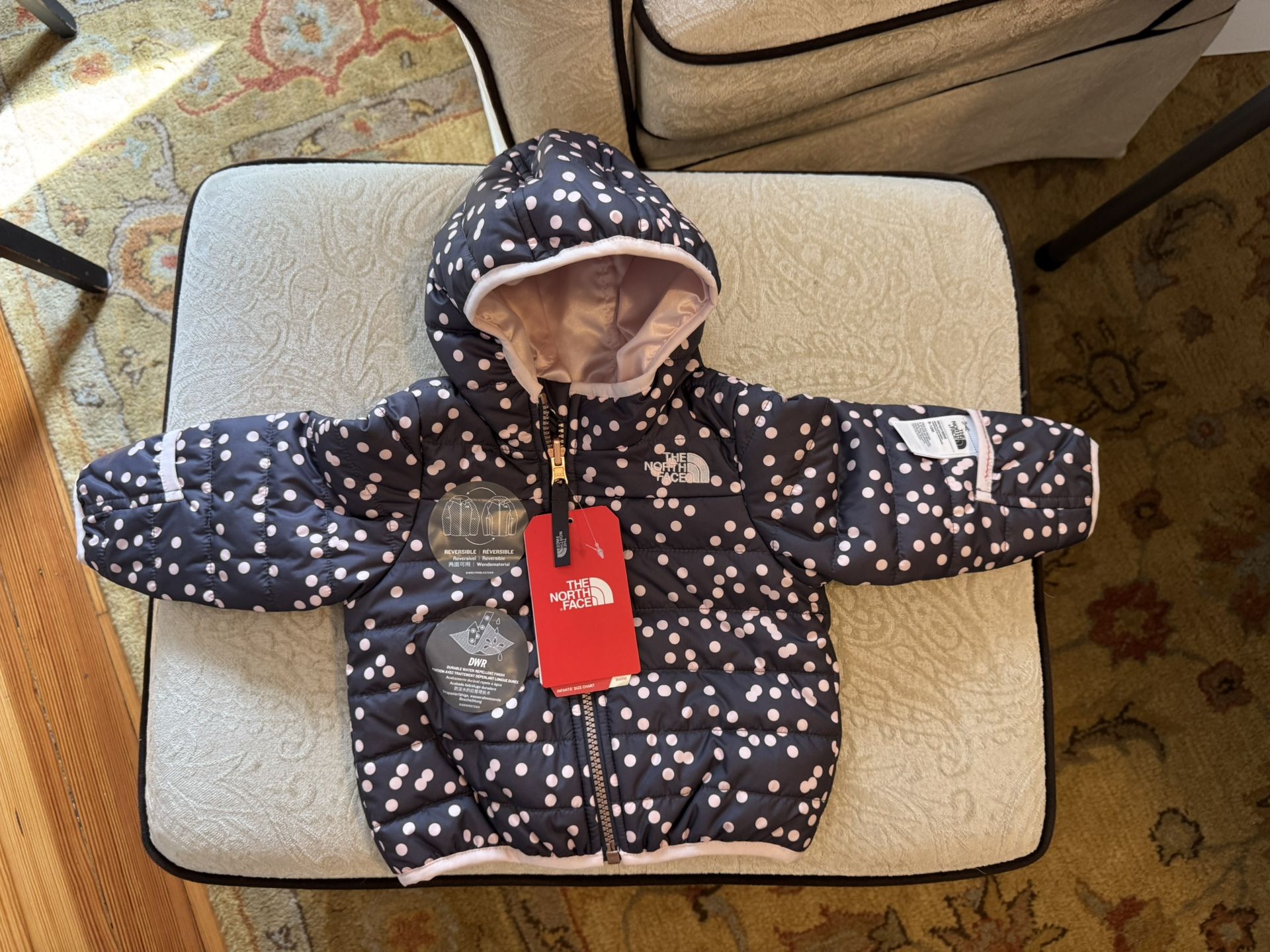 The North Face Reversible Jacket – Pink (Girls) 