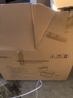 INNOCI USA TOILET 81276 1 Pc Dual Flush Elongated Hi efficiency