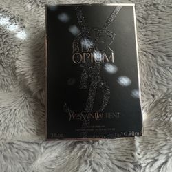 95 $ YSL Yves Saint Laurent Black Opium 3oz Bottle 