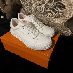 Rocket Dog ladies shoes size 8