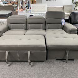 Gray Sleeper Sofa $1099 Matching Pullout Chair $499/Sofá Cama Gris $1099 Silla Extraible A Juego $499