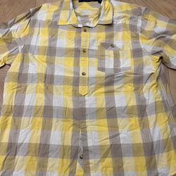 Sean John Shirt Men's Size XL yellow Plaid Button  Casual Classic Fit short Sleeve