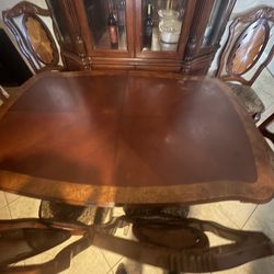 Dining Room Table With Hutch 