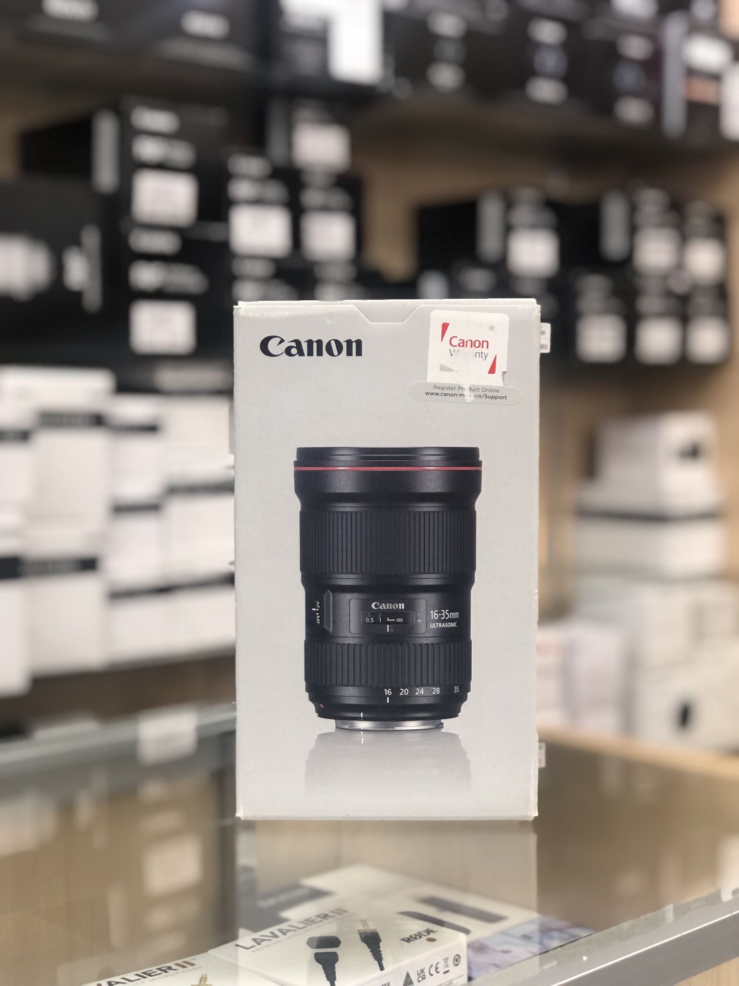 Canon EF 16-35mm F/2.8 L III USM