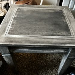 Solid Wood Coffee Table/End Table 