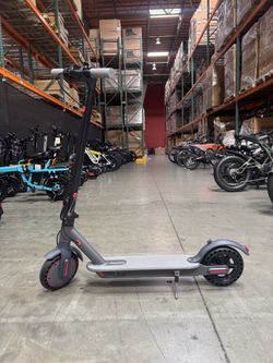 Electric scooter